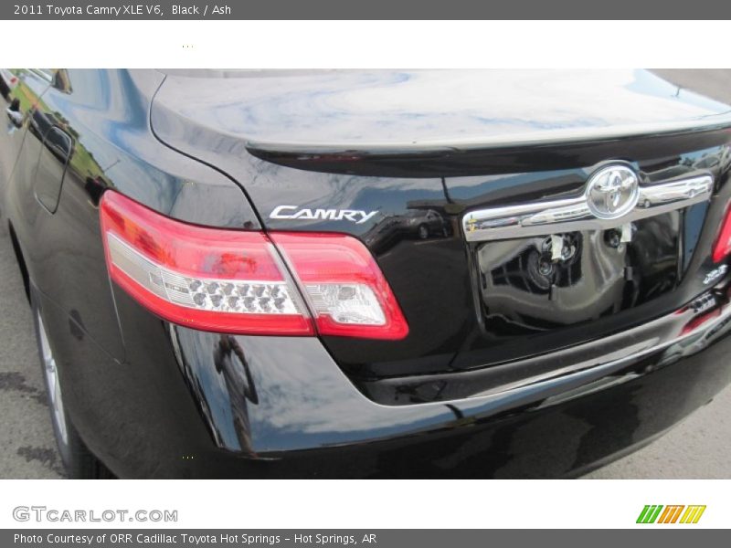 Black / Ash 2011 Toyota Camry XLE V6