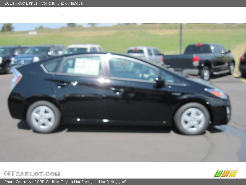 Black / Bisque 2011 Toyota Prius Hybrid II