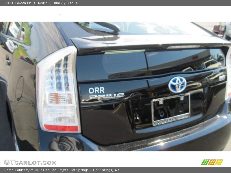 Black / Bisque 2011 Toyota Prius Hybrid II