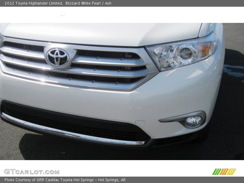 Blizzard White Pearl / Ash 2012 Toyota Highlander Limited