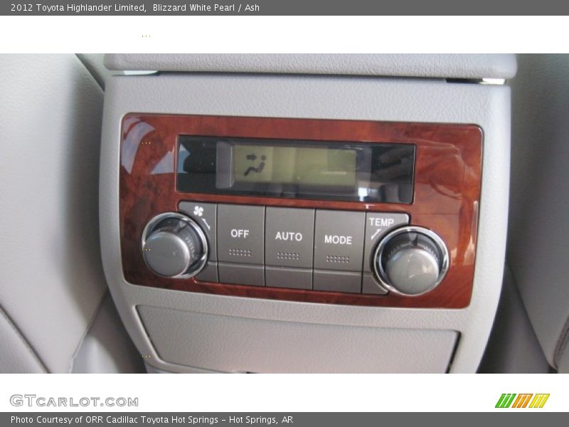 Blizzard White Pearl / Ash 2012 Toyota Highlander Limited