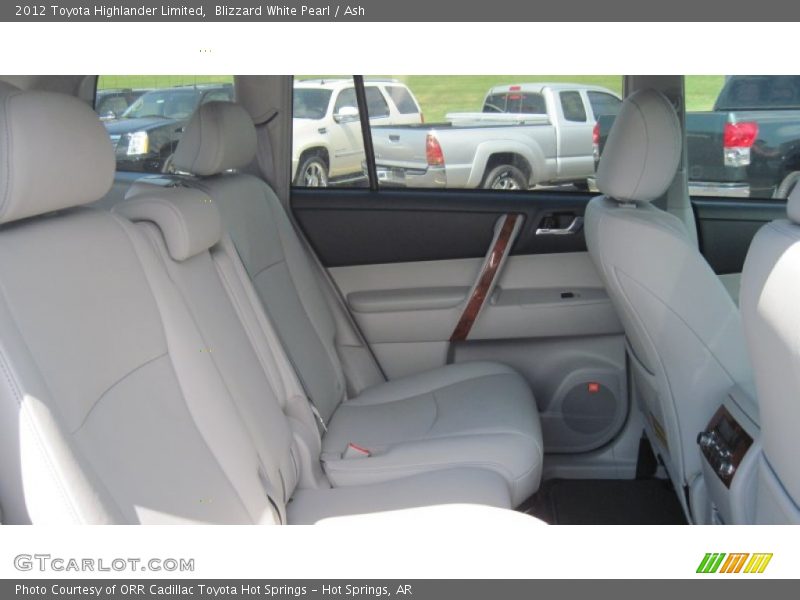 Blizzard White Pearl / Ash 2012 Toyota Highlander Limited