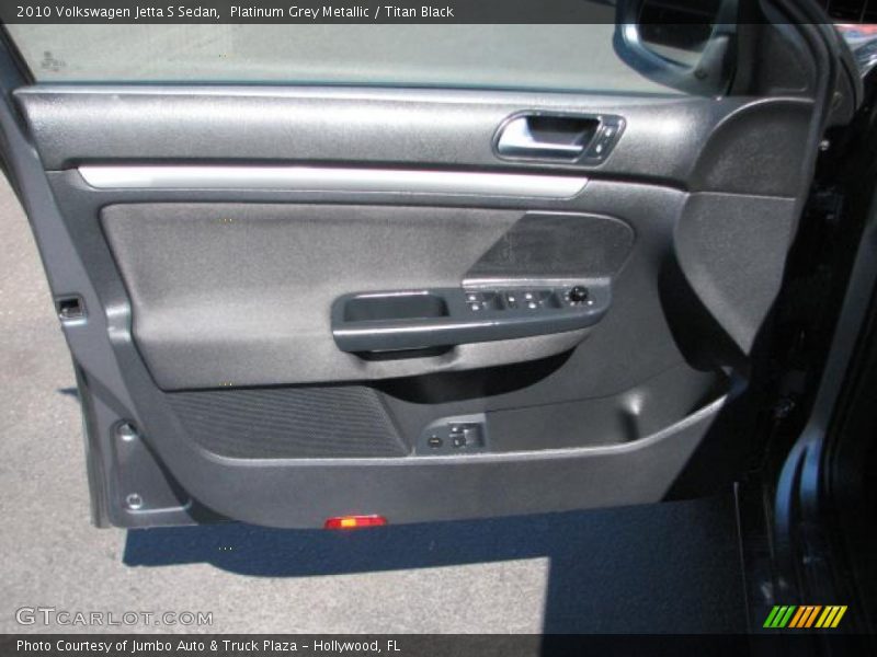 Platinum Grey Metallic / Titan Black 2010 Volkswagen Jetta S Sedan