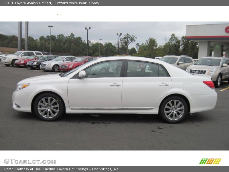 Blizzard White Pearl / Ivory 2011 Toyota Avalon Limited