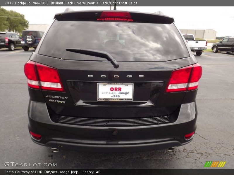 Brilliant Black Crystal Pearl / Black/Light Frost Beige 2012 Dodge Journey SXT