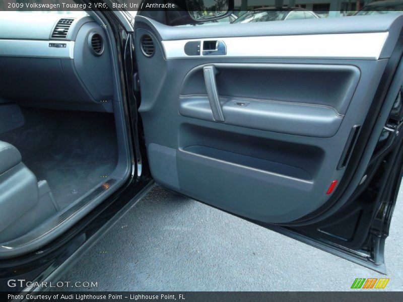 Black Uni / Anthracite 2009 Volkswagen Touareg 2 VR6