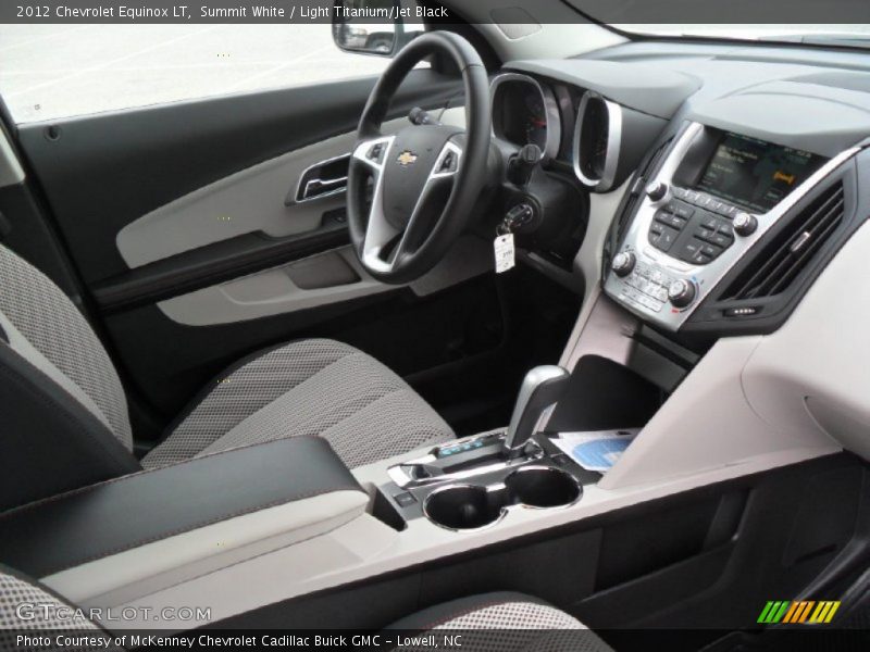 Summit White / Light Titanium/Jet Black 2012 Chevrolet Equinox LT