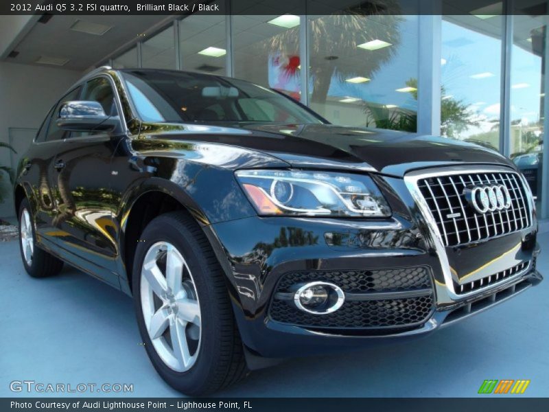 Brilliant Black / Black 2012 Audi Q5 3.2 FSI quattro