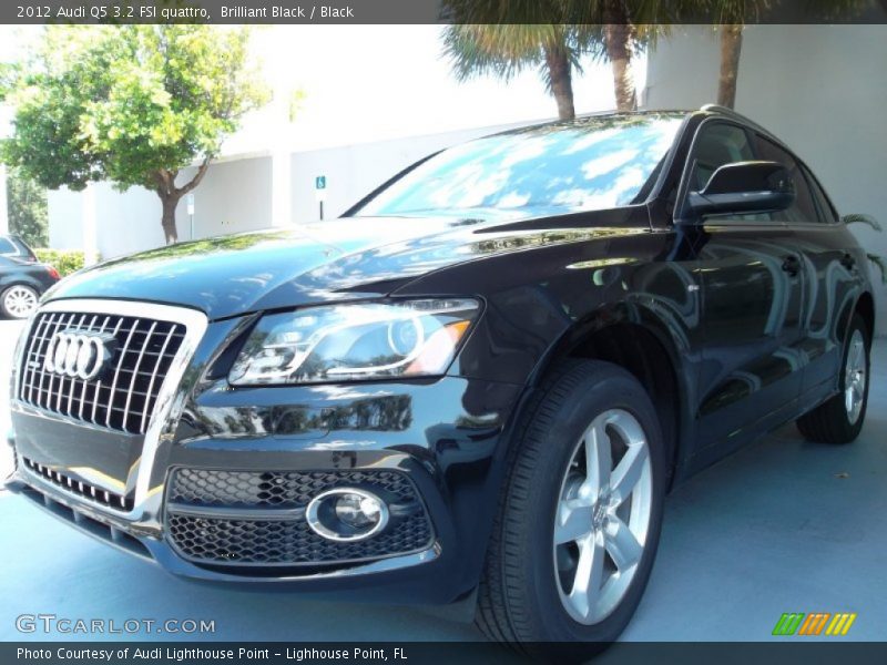 Brilliant Black / Black 2012 Audi Q5 3.2 FSI quattro