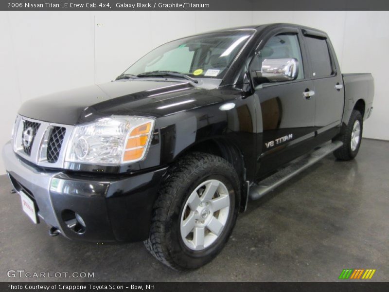 Galaxy Black / Graphite/Titanium 2006 Nissan Titan LE Crew Cab 4x4