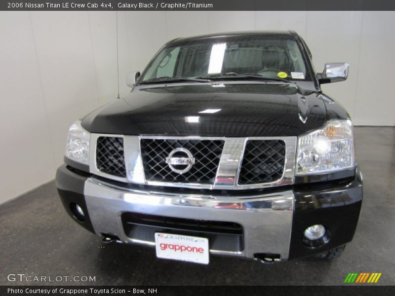 Galaxy Black / Graphite/Titanium 2006 Nissan Titan LE Crew Cab 4x4