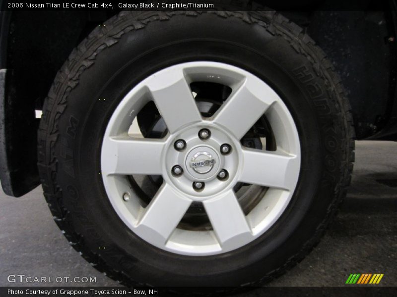 Galaxy Black / Graphite/Titanium 2006 Nissan Titan LE Crew Cab 4x4