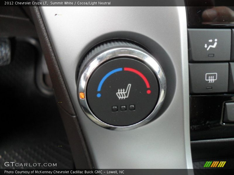 Controls of 2012 Cruze LT