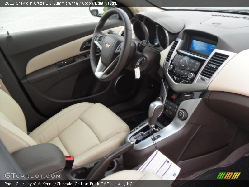 Summit White / Cocoa/Light Neutral 2012 Chevrolet Cruze LT