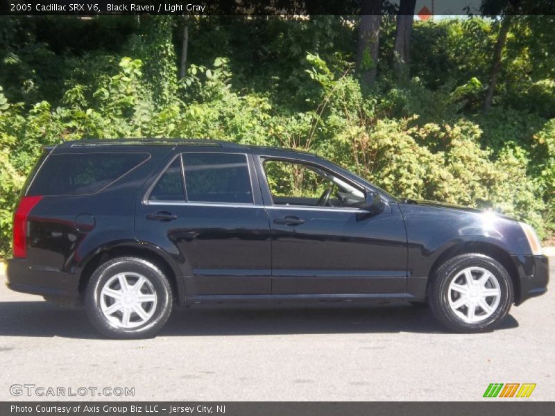 Black Raven / Light Gray 2005 Cadillac SRX V6