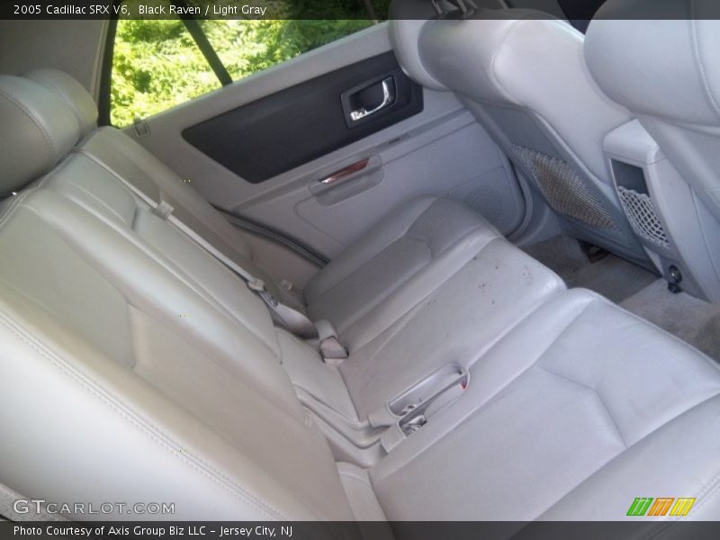 Black Raven / Light Gray 2005 Cadillac SRX V6