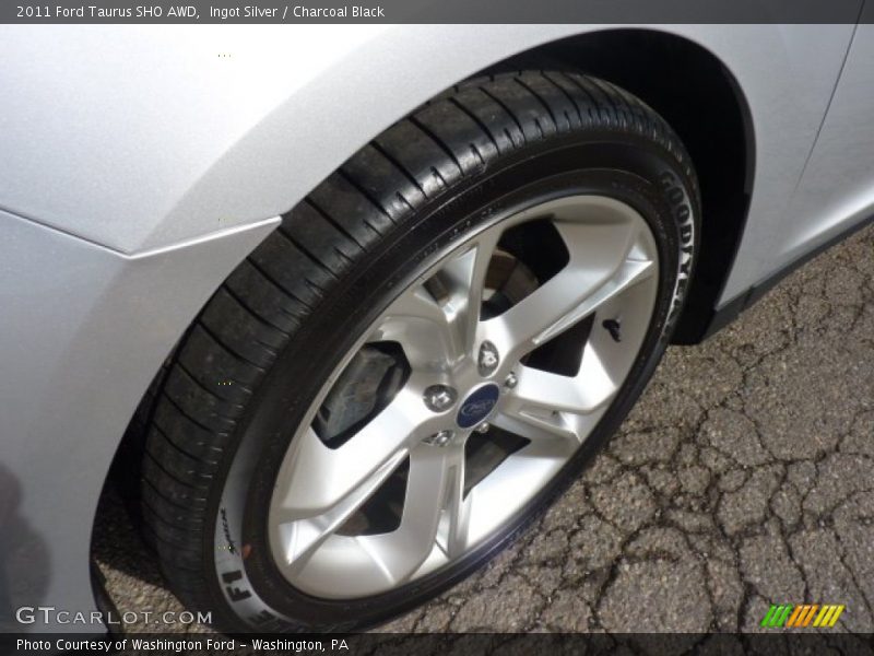  2011 Taurus SHO AWD Wheel