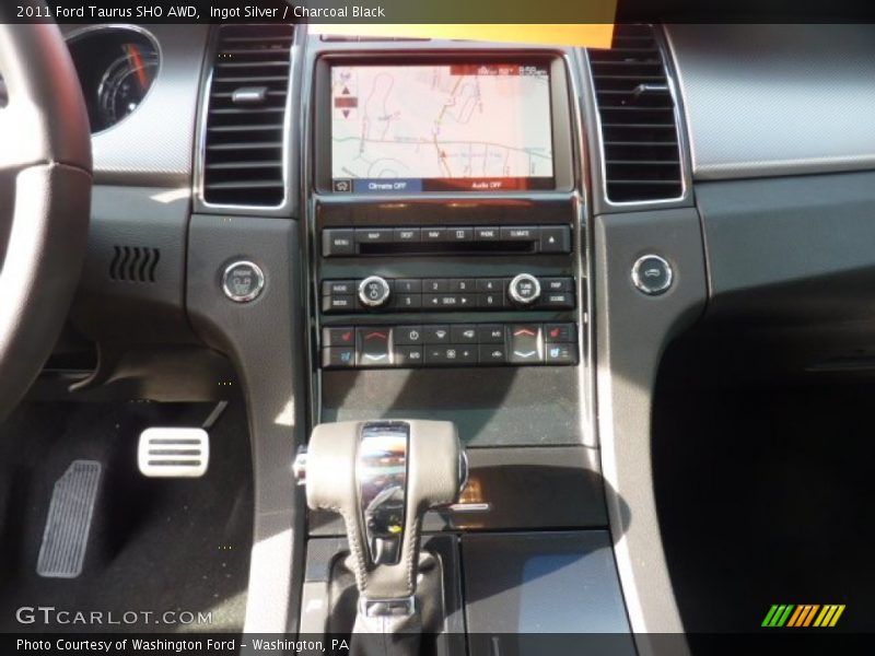 Controls of 2011 Taurus SHO AWD