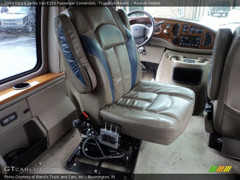 True Blue Metallic / Medium Pebble 2004 Ford E Series Van E150 Passenger Conversion