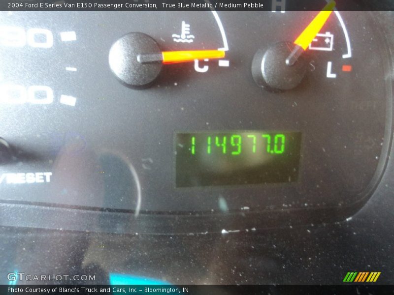 True Blue Metallic / Medium Pebble 2004 Ford E Series Van E150 Passenger Conversion