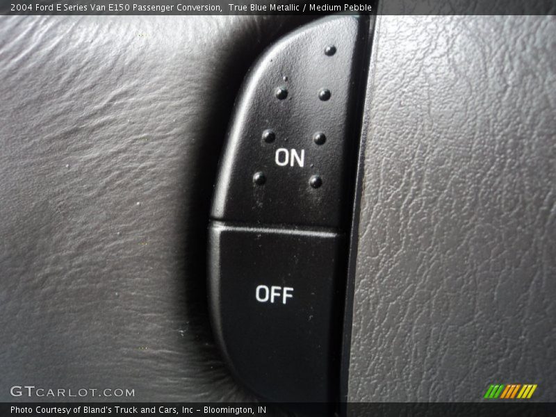 True Blue Metallic / Medium Pebble 2004 Ford E Series Van E150 Passenger Conversion