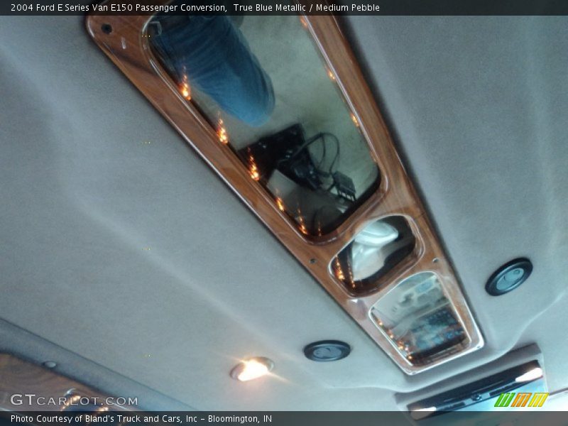 True Blue Metallic / Medium Pebble 2004 Ford E Series Van E150 Passenger Conversion