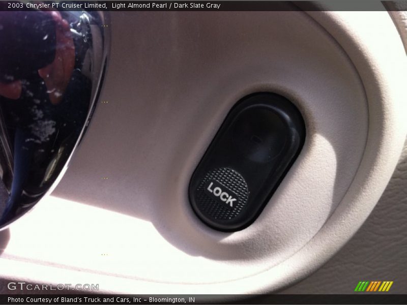 Light Almond Pearl / Dark Slate Gray 2003 Chrysler PT Cruiser Limited