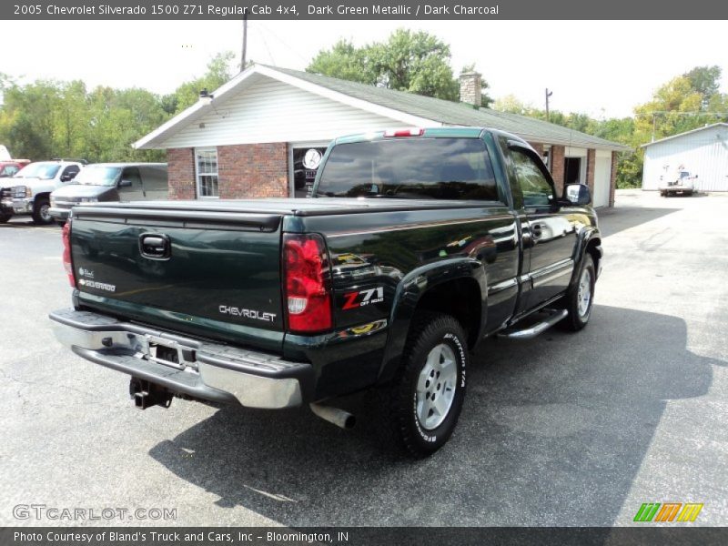 Dark Green Metallic / Dark Charcoal 2005 Chevrolet Silverado 1500 Z71 Regular Cab 4x4