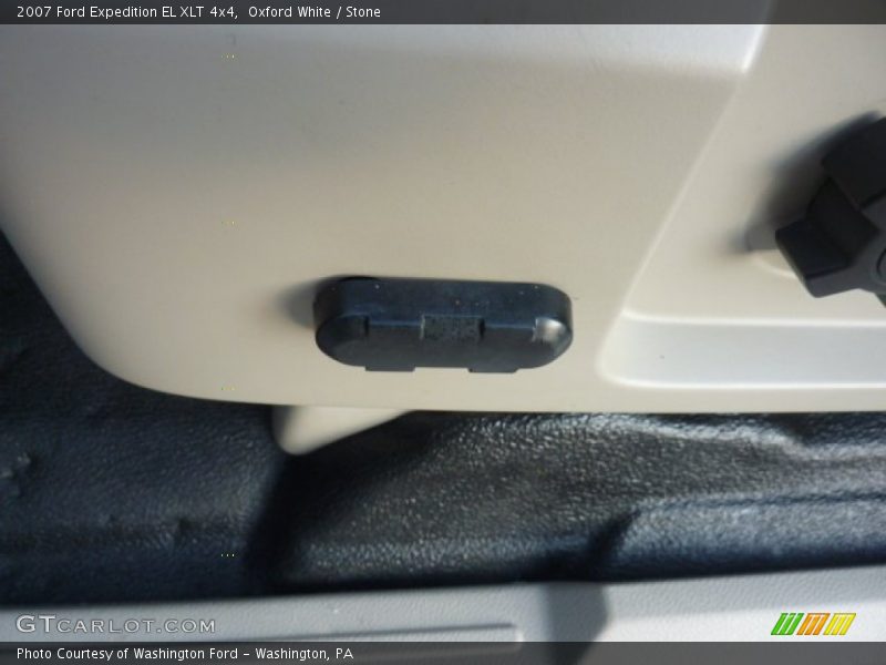 Oxford White / Stone 2007 Ford Expedition EL XLT 4x4