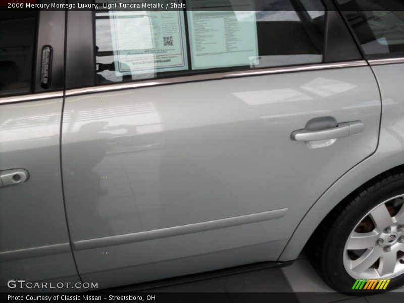 Light Tundra Metallic / Shale 2006 Mercury Montego Luxury