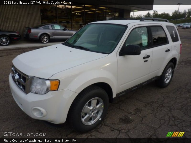 Front 3/4 View of 2012 Escape XLT V6