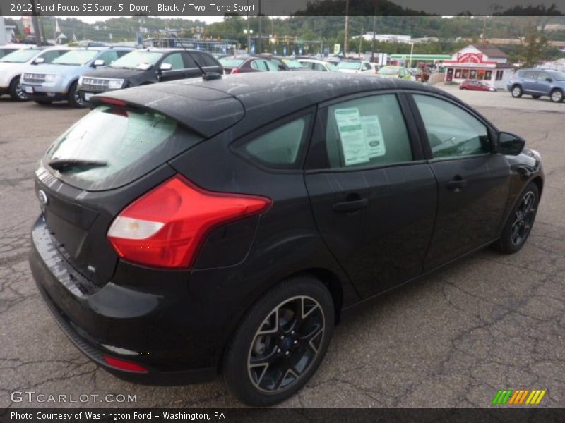 Black / Two-Tone Sport 2012 Ford Focus SE Sport 5-Door