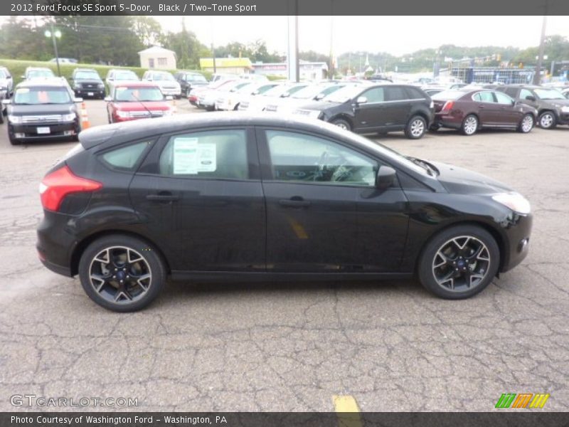 Black / Two-Tone Sport 2012 Ford Focus SE Sport 5-Door