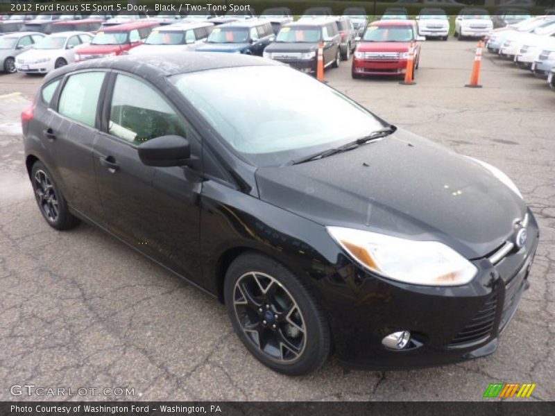 Black / Two-Tone Sport 2012 Ford Focus SE Sport 5-Door