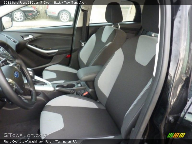 Black / Two-Tone Sport 2012 Ford Focus SE Sport 5-Door