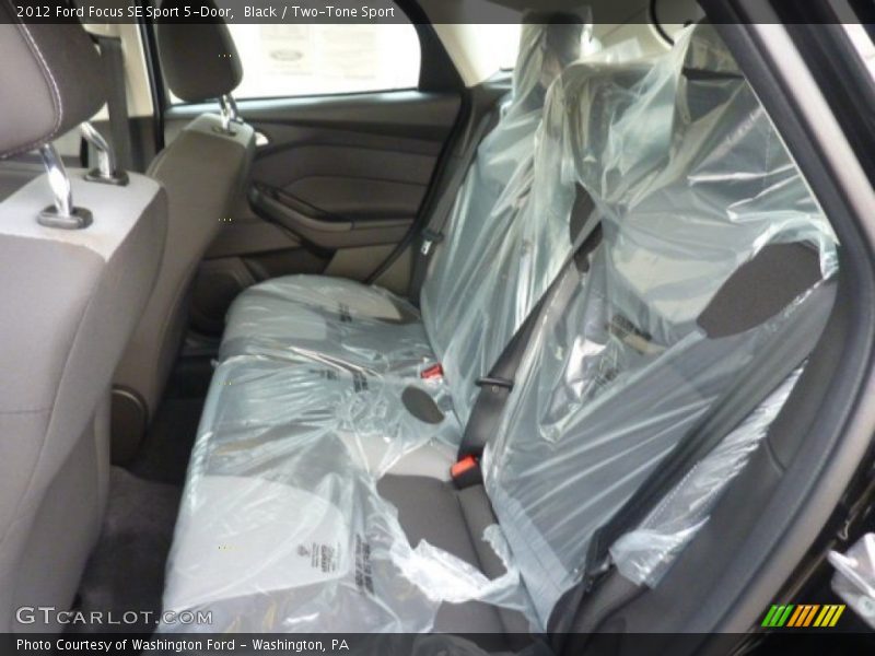Black / Two-Tone Sport 2012 Ford Focus SE Sport 5-Door