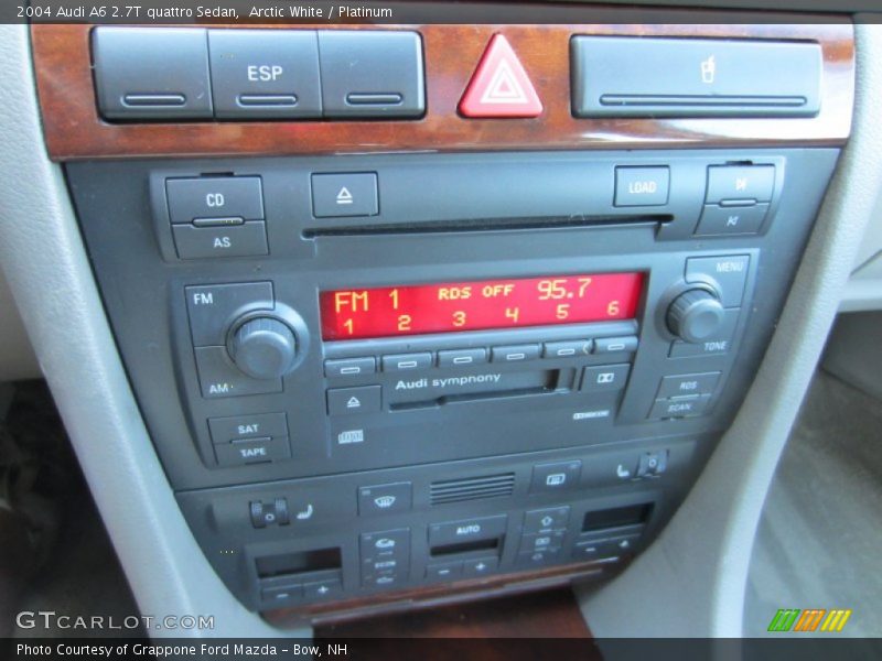 Controls of 2004 A6 2.7T quattro Sedan