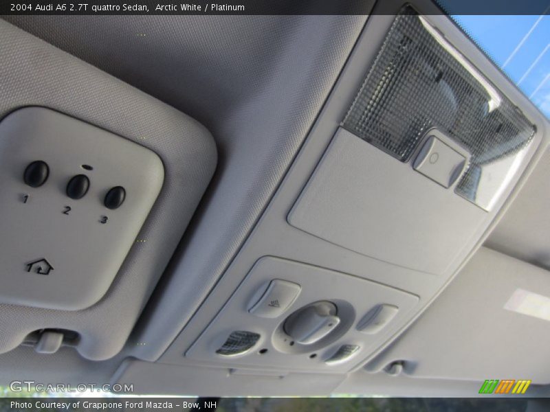 Controls of 2004 A6 2.7T quattro Sedan