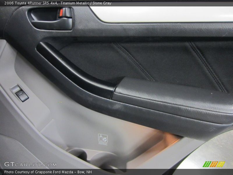 Titanium Metallic / Stone Gray 2006 Toyota 4Runner SR5 4x4