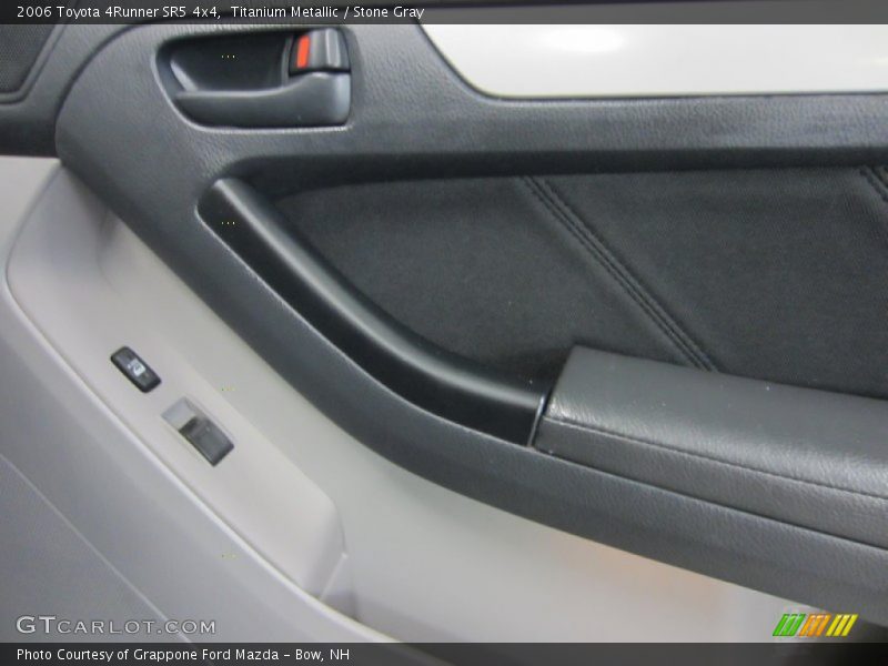 Titanium Metallic / Stone Gray 2006 Toyota 4Runner SR5 4x4