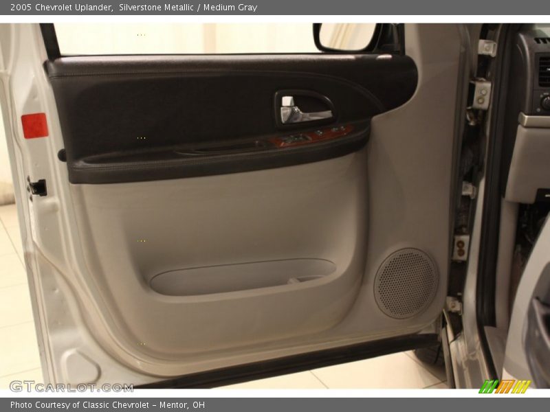 Silverstone Metallic / Medium Gray 2005 Chevrolet Uplander