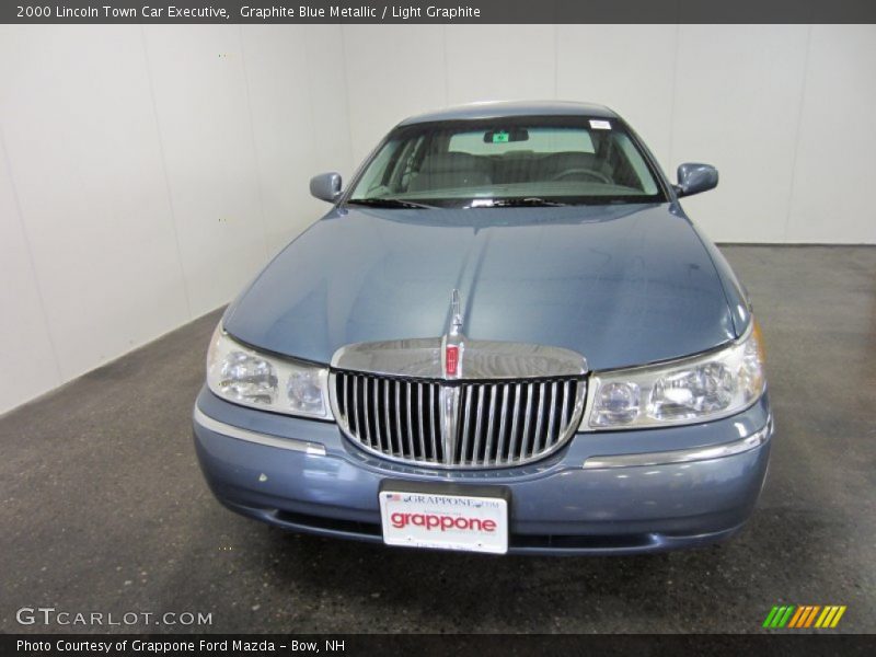 Graphite Blue Metallic / Light Graphite 2000 Lincoln Town Car Executive