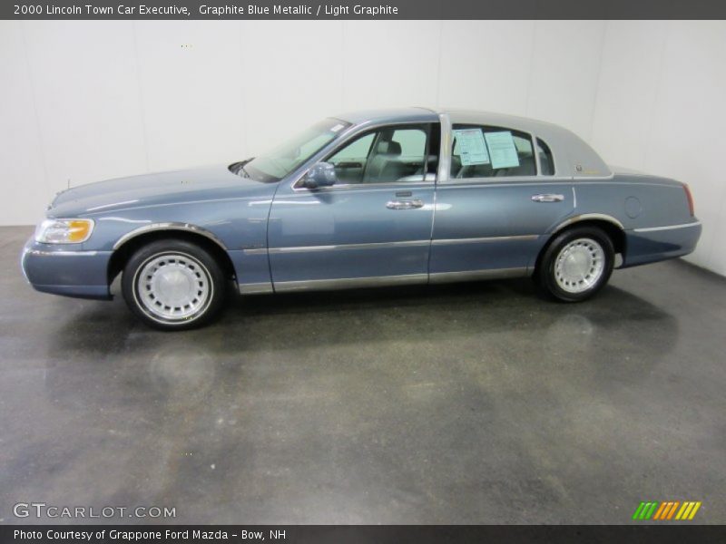 Graphite Blue Metallic / Light Graphite 2000 Lincoln Town Car Executive