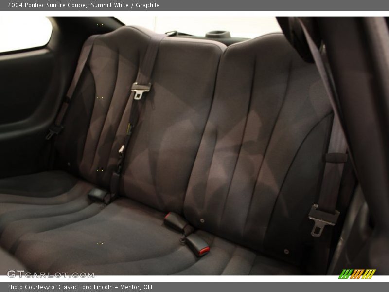 Summit White / Graphite 2004 Pontiac Sunfire Coupe