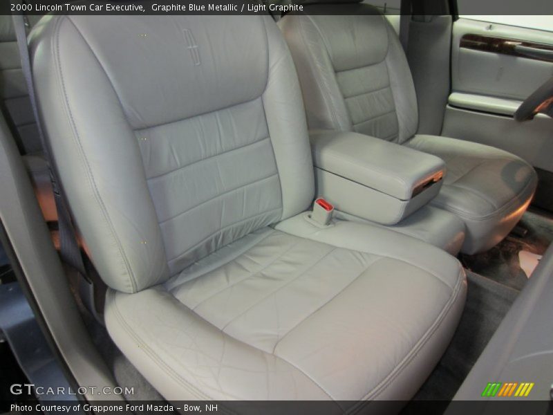 Graphite Blue Metallic / Light Graphite 2000 Lincoln Town Car Executive