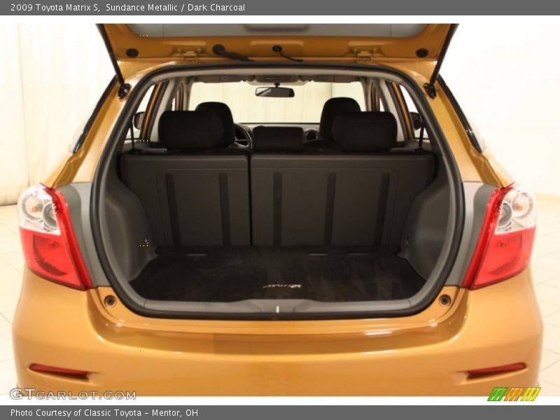 Sundance Metallic / Dark Charcoal 2009 Toyota Matrix S