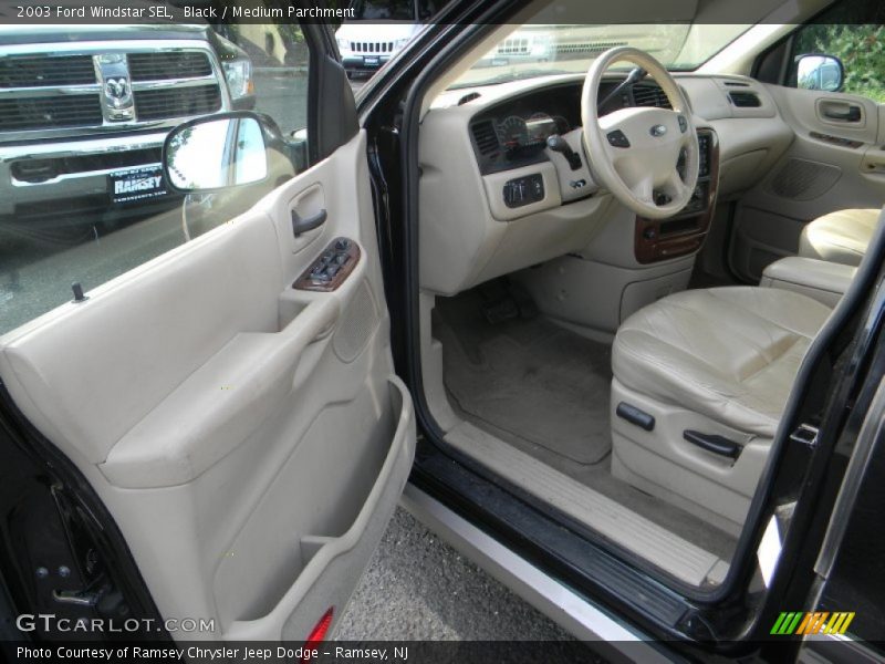  2003 Windstar SEL Medium Parchment Interior