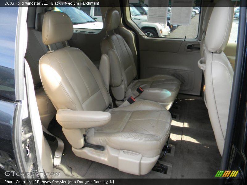  2003 Windstar SEL Medium Parchment Interior