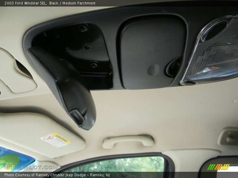 Black / Medium Parchment 2003 Ford Windstar SEL
