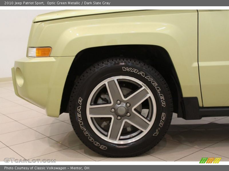 Optic Green Metallic / Dark Slate Gray 2010 Jeep Patriot Sport